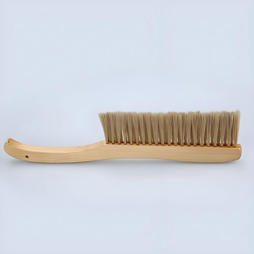 Bee brush
